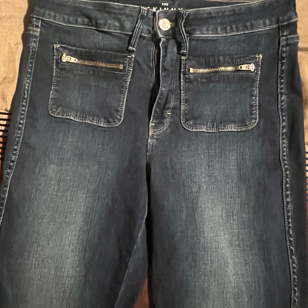 Dark Blue Women's Jeans with Zipper Pockets